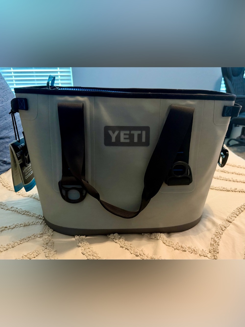 Yeti Hopper 20 Cooler, New with Tags